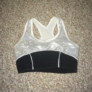 Sports bra